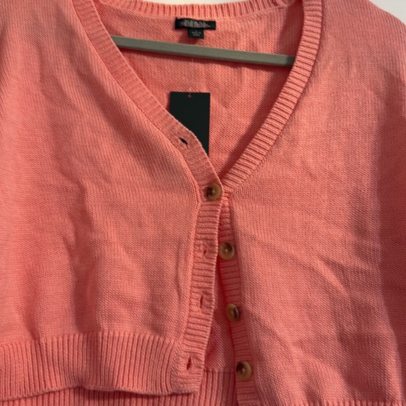 NWT cropped cardigan - Picture 3 of 4
